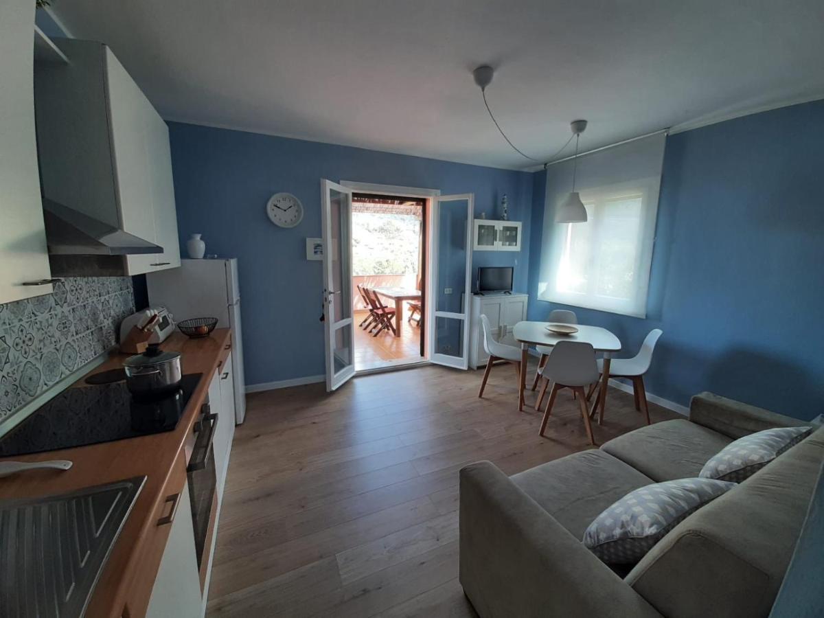Appartamento A Due Passi Dal Mare Nisporto Exterior foto